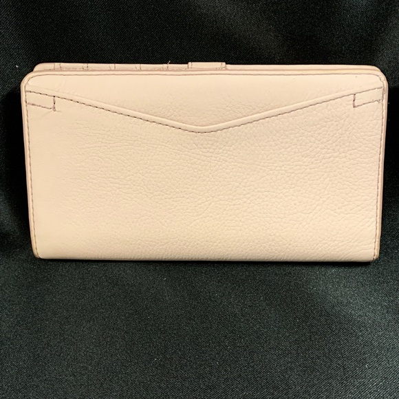 Fossil  Caroline  Cheery Blossom Women's  Leather Slim RFID  Bi-Fold Wallet - Picture 1 of 16